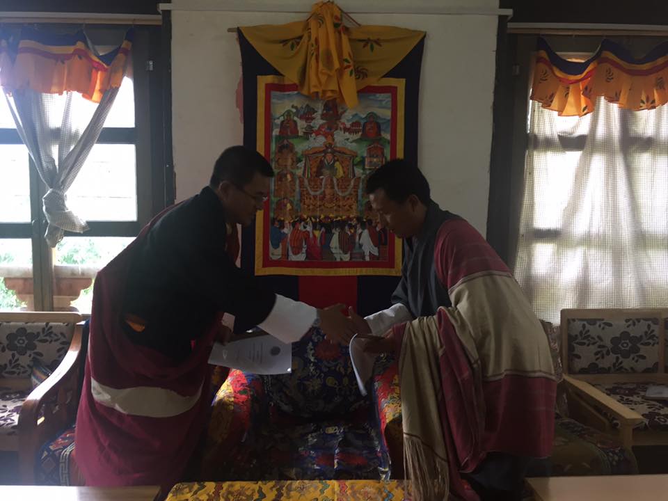the 2017/18 APA of Khamoed Gewog was signed